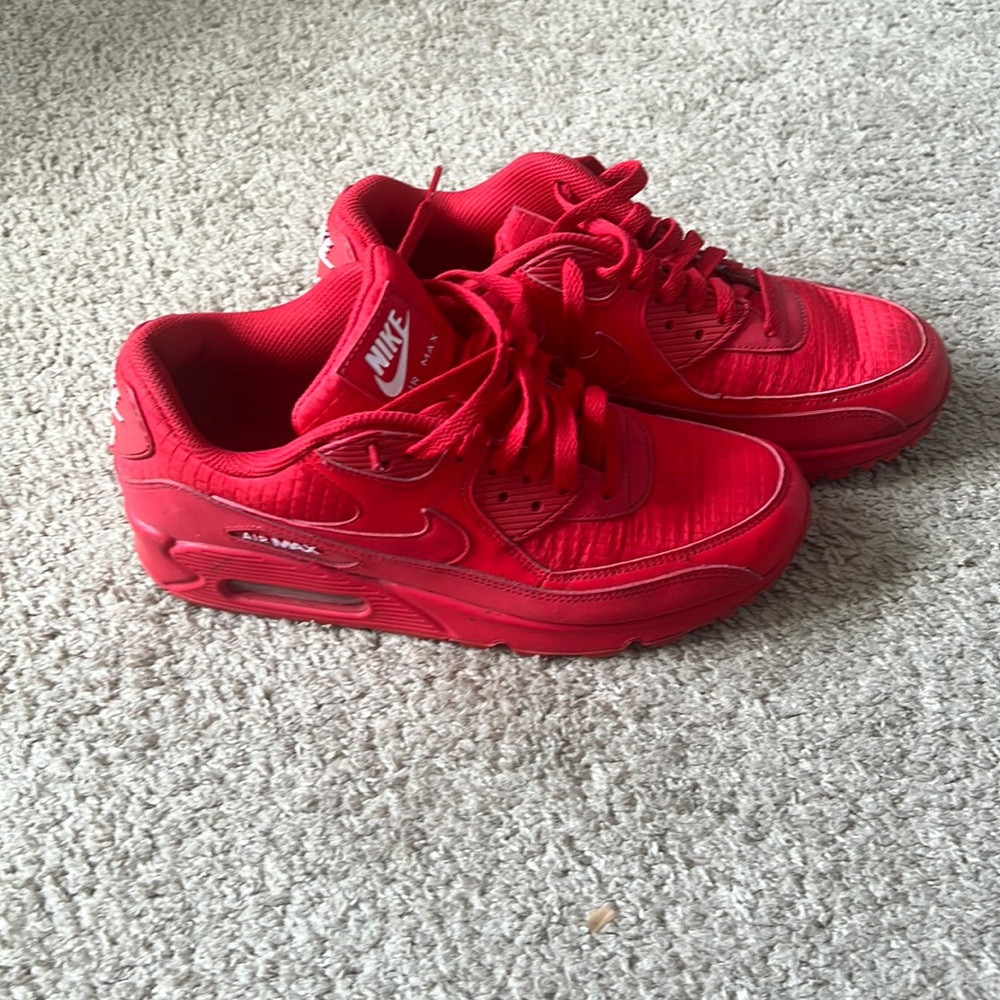 Air max 90s red on red